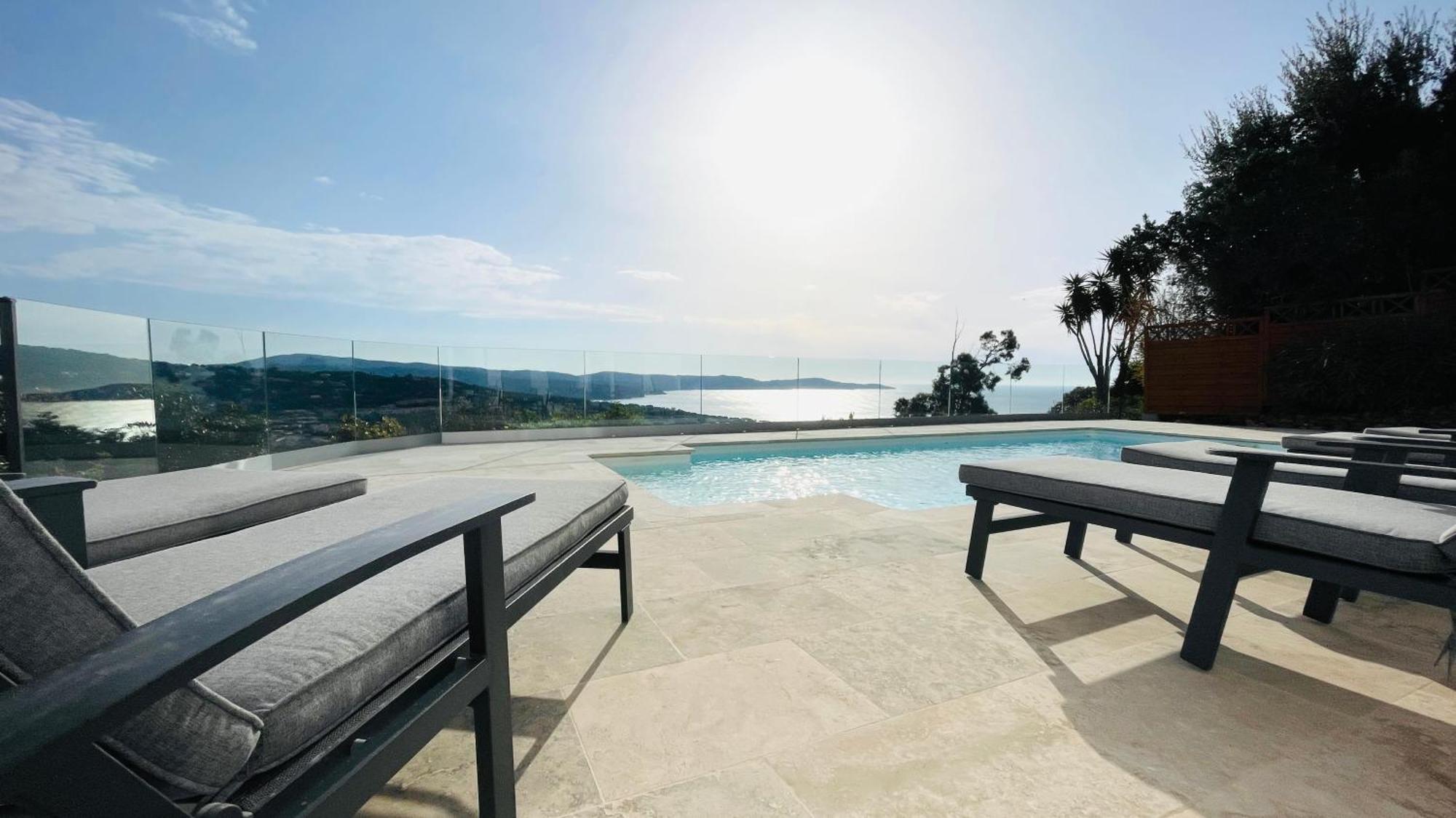 Villa Cacharelle Vue Mer Piscine Кавалер-сюр-Мер Екстер'єр фото